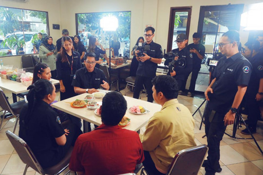 BTS Makan Receh